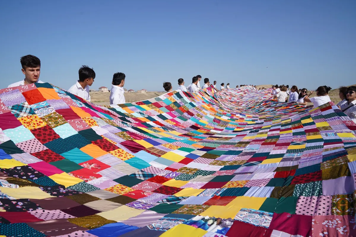Patchwork quilt made of square blocks