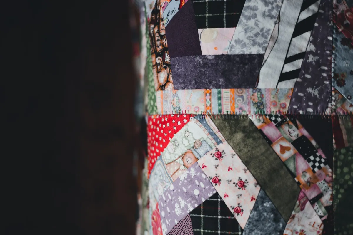 Rolled fabric strips for quilting