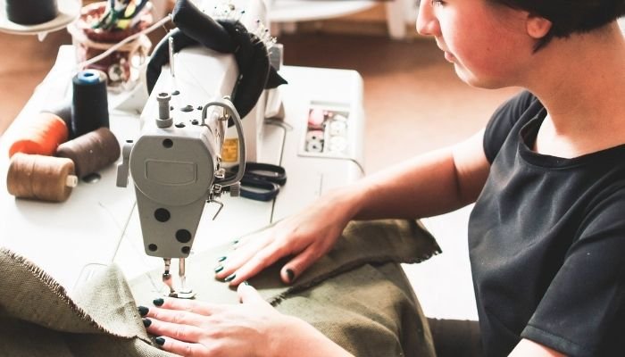 Best Sewing Machine For Upholstery